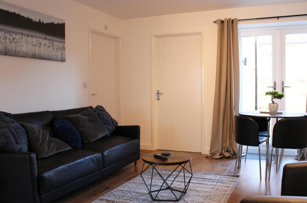Abingdon - Private Flat With Garden & Parking 06 Apartment Exterior photo